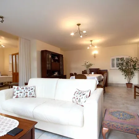 Strathmore Bed & Breakfast-2