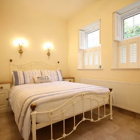 Strathmore Bed & Breakfast-3